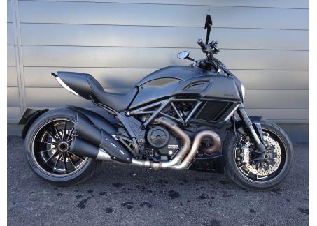 DUCATI DIAVEL DARK